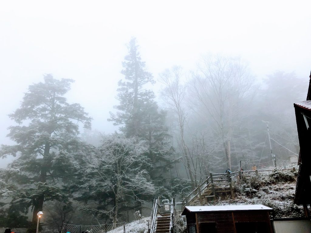 雲取山　雪