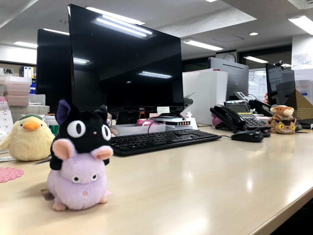 オフィス　