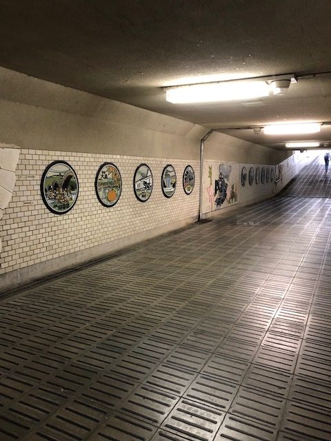 トンネル