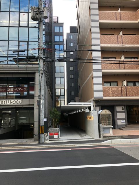 NUP BUILDING京都駅前外観.jpg