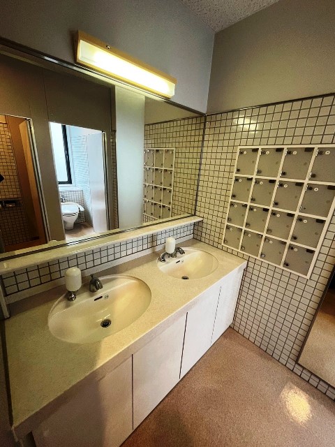 福岡天神1丁目ビル (1).jpg