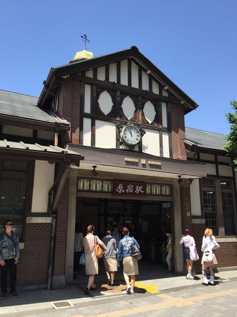 JR原宿駅表参道口出口.jpg