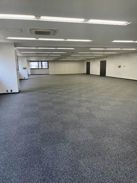 日本経済新聞西部支社ビル (20).jpg