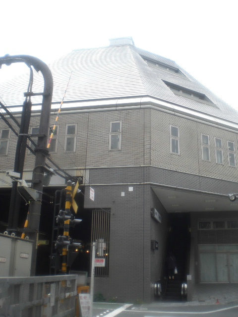 神泉駅2.JPG