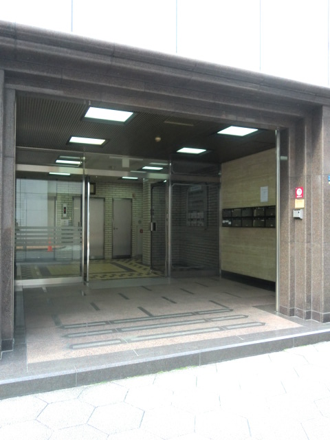 日宝本町西ビル (1).jpg