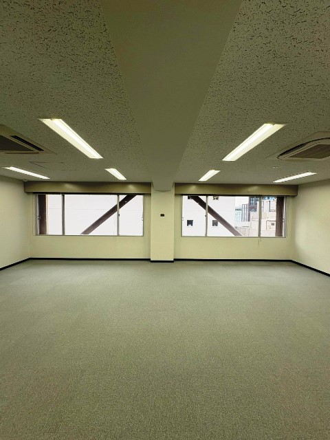 福岡興銀ビル (6).jpg