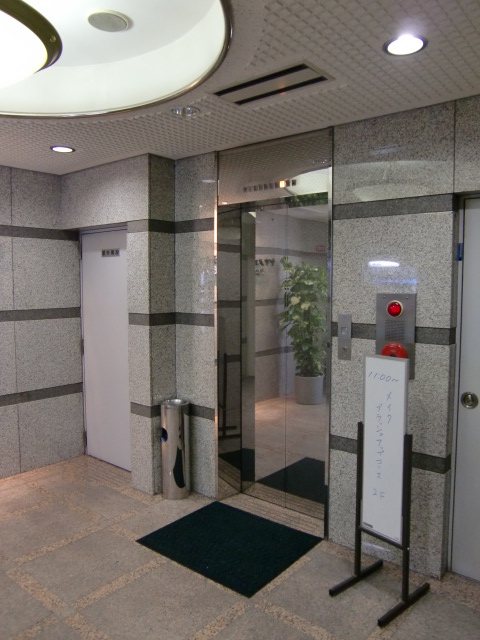 ワイダ本町ビル (1).jpg