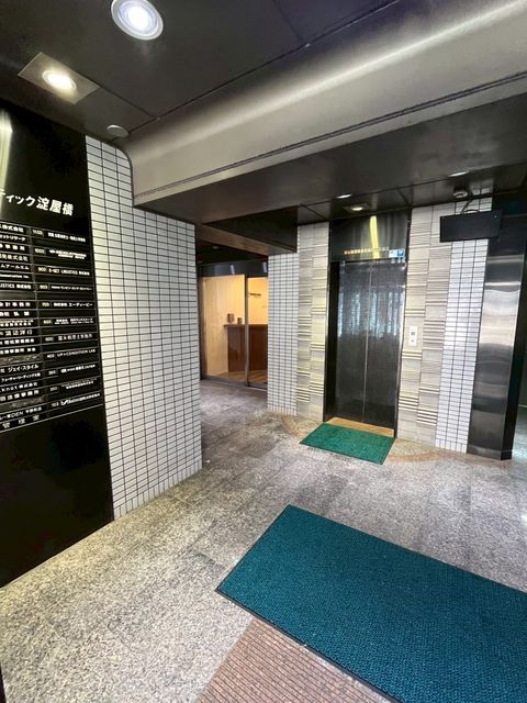 オーセンティック淀屋橋 (2).jpg