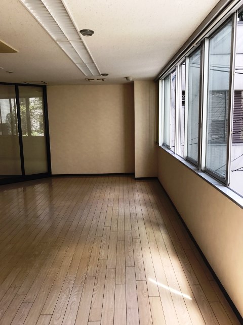 ロクバイビル (13).jpg