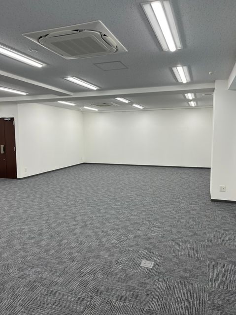 エスカ名駅東502室内 (3).jpg