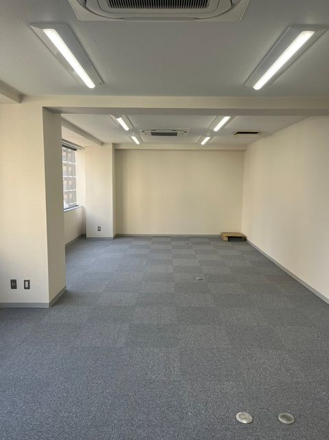 丸の内和波５F東 (3).jpg