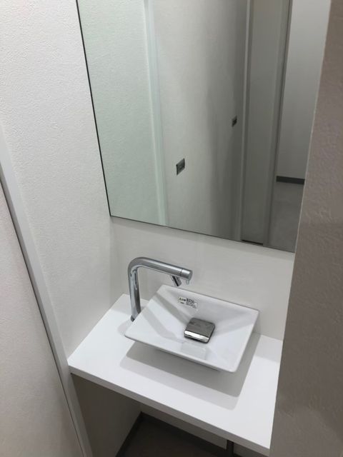 レオ八重洲12.jpg