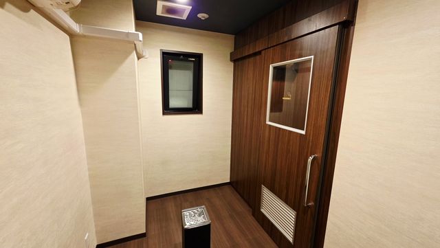 10_喫煙室（ビズミックス淀屋橋）.jpg