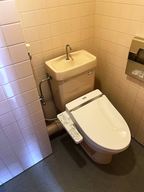 プログレス・スペースⅡビル4階 (1).jpg