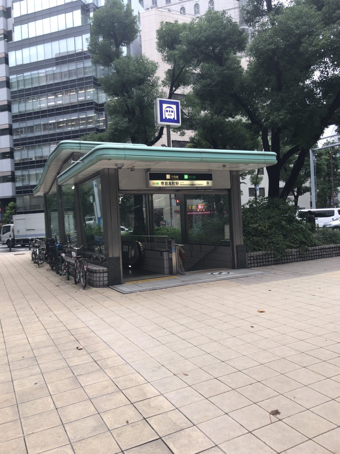 堺筋本町駅⑫.jpg