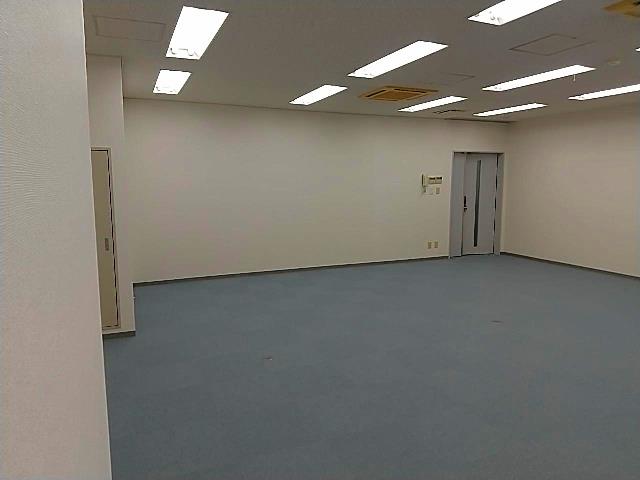 吉田海運三浦ビル室内2.jpg