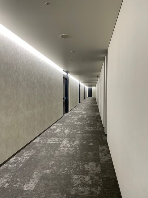 大阪梅田ツインタワーズ・サウス廊下.jpg