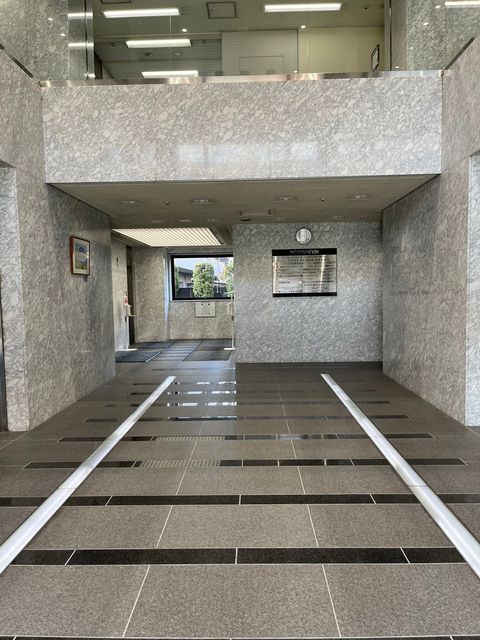 ジブラルタ生命松山ビル4.jpg
