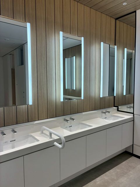 ITtowerTOKYO2.jpg