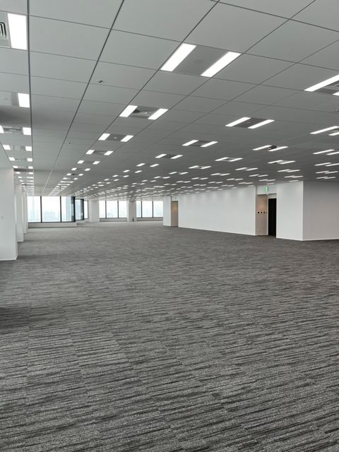 JR新宿ミライナタワー7.jpg