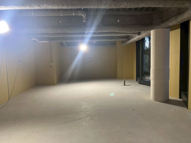 茶屋町TATSUMIビル (2).jpg
