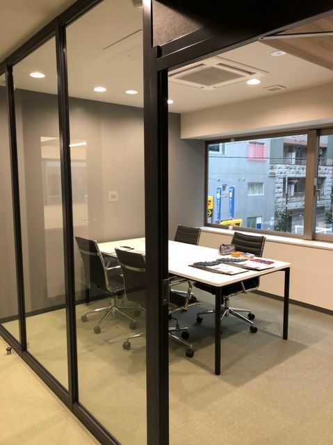 THE CORNER KANDA15.jpg