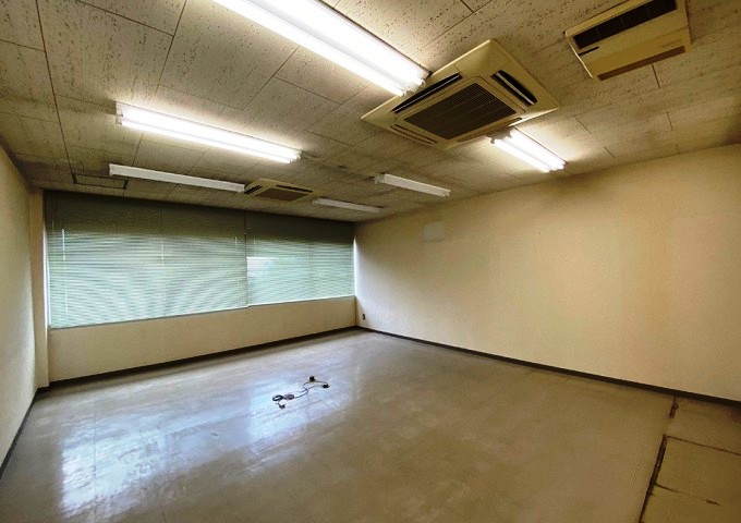 志免西小前店舗事務所　9.jpg