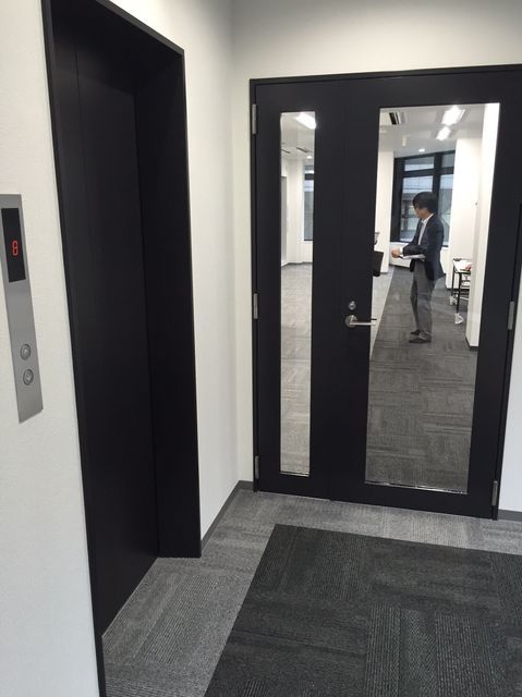 VORT新橋NEX7.JPG