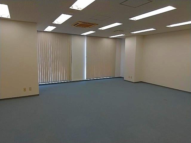 吉田海運三浦ビル室内3.jpg