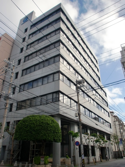 ジブラルタ生命沖縄那覇ビル.jpg
