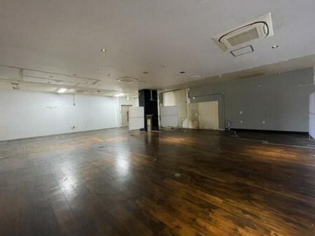 さわらびガーデンモール八幡3番街(4).jpg