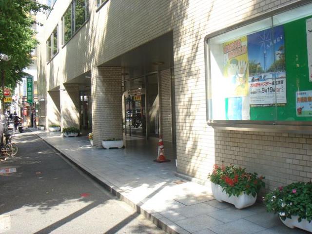 福岡商工会議所ビル.jpg