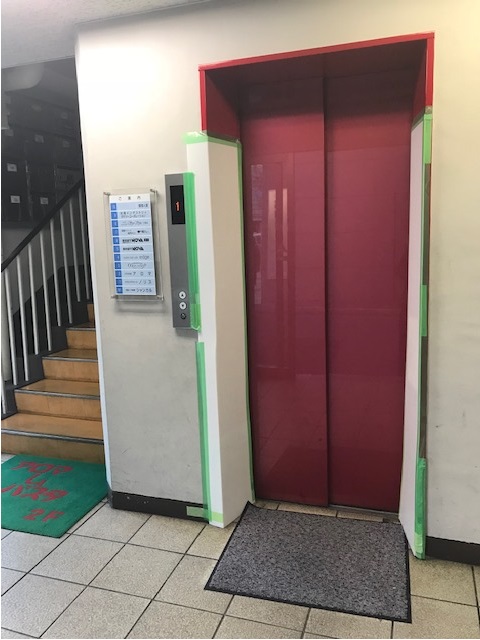 ハニービル　エレベーター.jpg