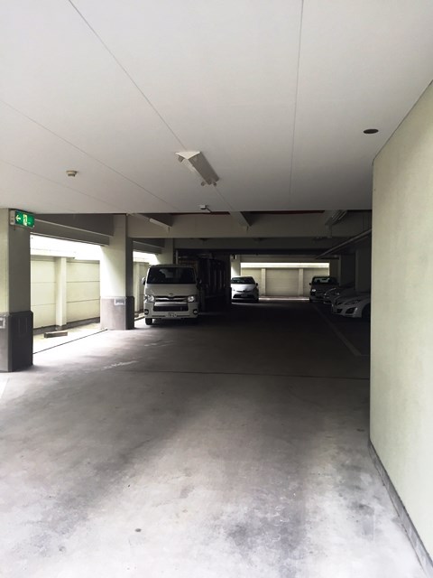 富士物流博多ビル (4).jpg