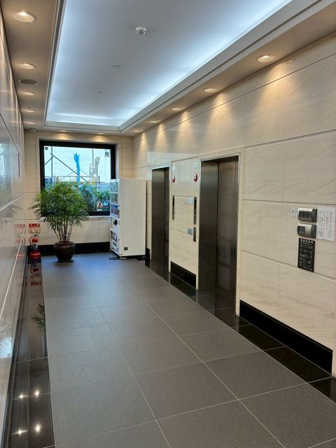 クアトロ室町ビル4.jpg