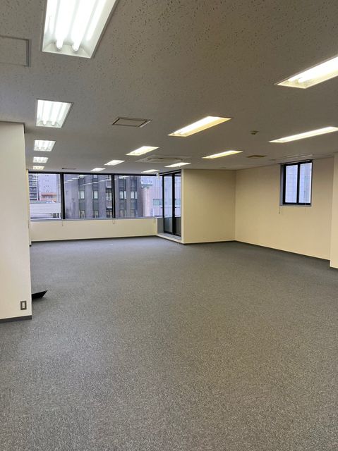 ストーク久屋4F室内 (1).jpg