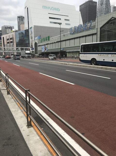 JR新宿ミライナタワー4.jpg