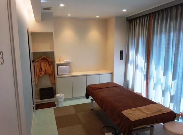 オフィスニューガイアCLAIR天神6階居抜 (3).jpg