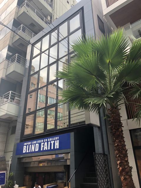 西新宿ウインズ7.jpg