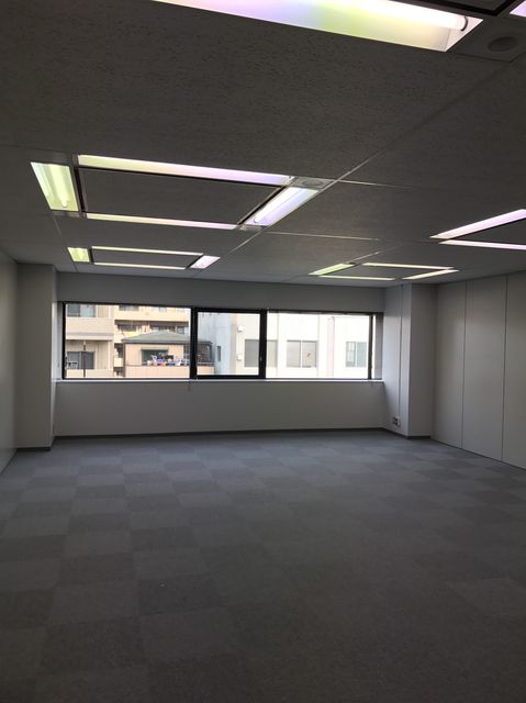 三井生命浜松室内.jpg