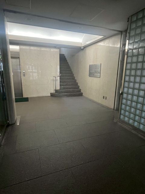 アオンズ福山ビル4.jpg