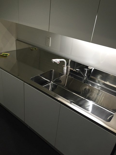 シュナイダーエレクトリック大阪ビル (8).JPG