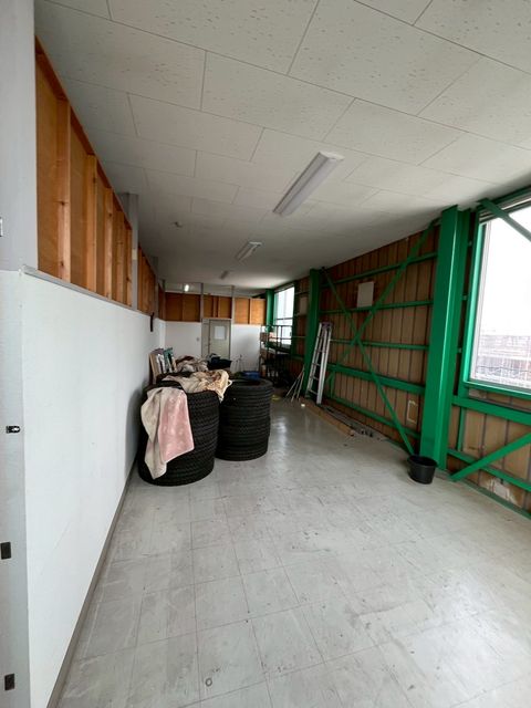 塩浜１丁目倉庫28.jpg